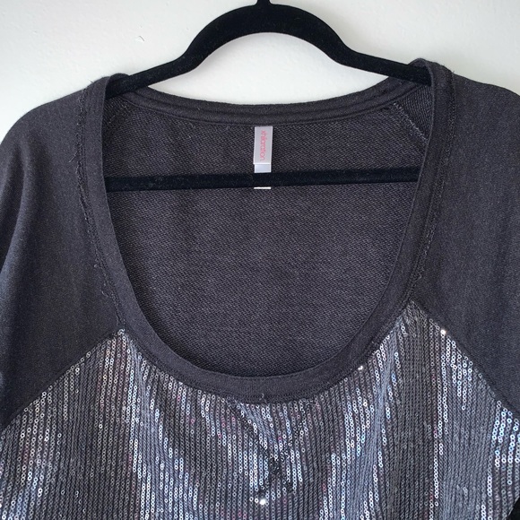 Xhilaration sequin scoop neck sweater size XL - Picture 3 of 7
